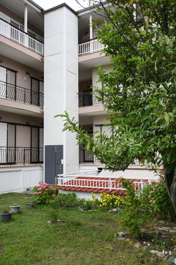 Hotel Geromichalos Paralía Skotínis Exterior foto