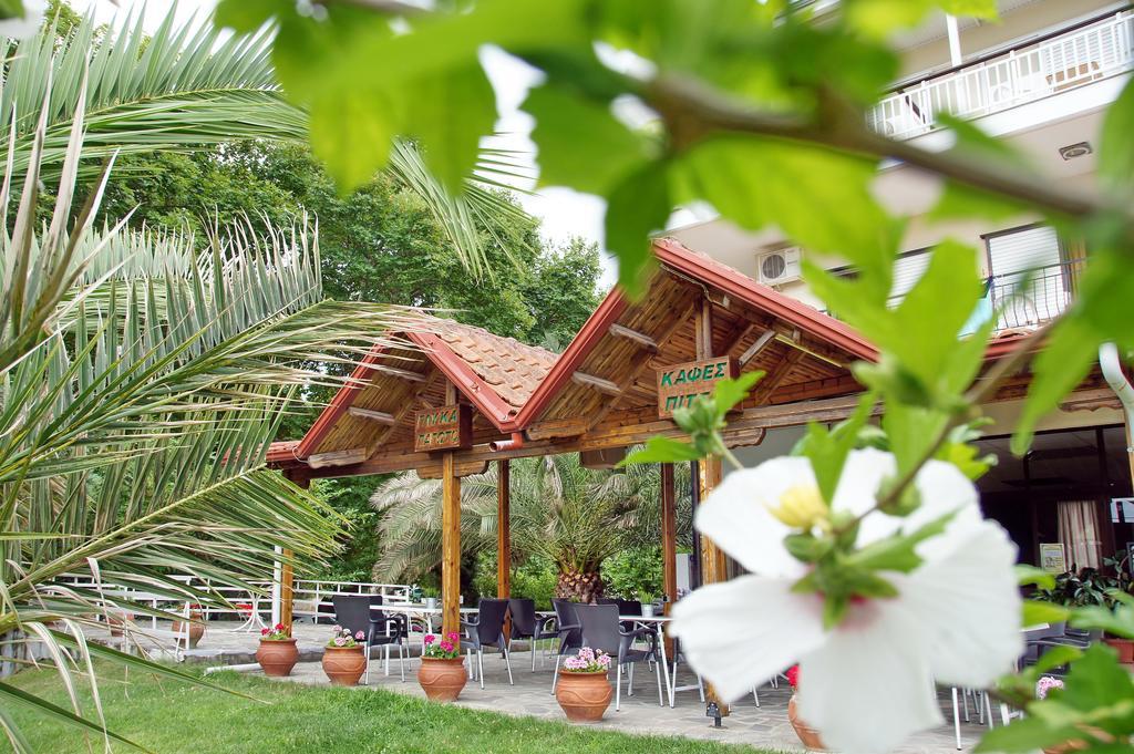 Hotel Geromichalos Paralía Skotínis Exterior foto