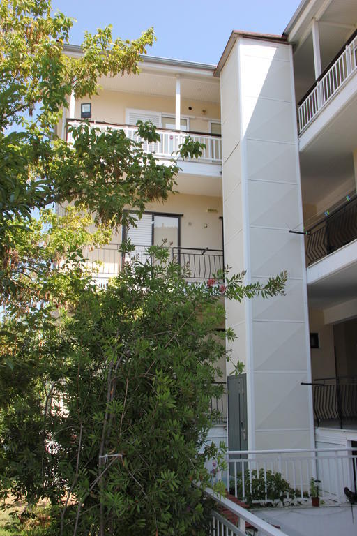Hotel Geromichalos Paralía Skotínis Exterior foto